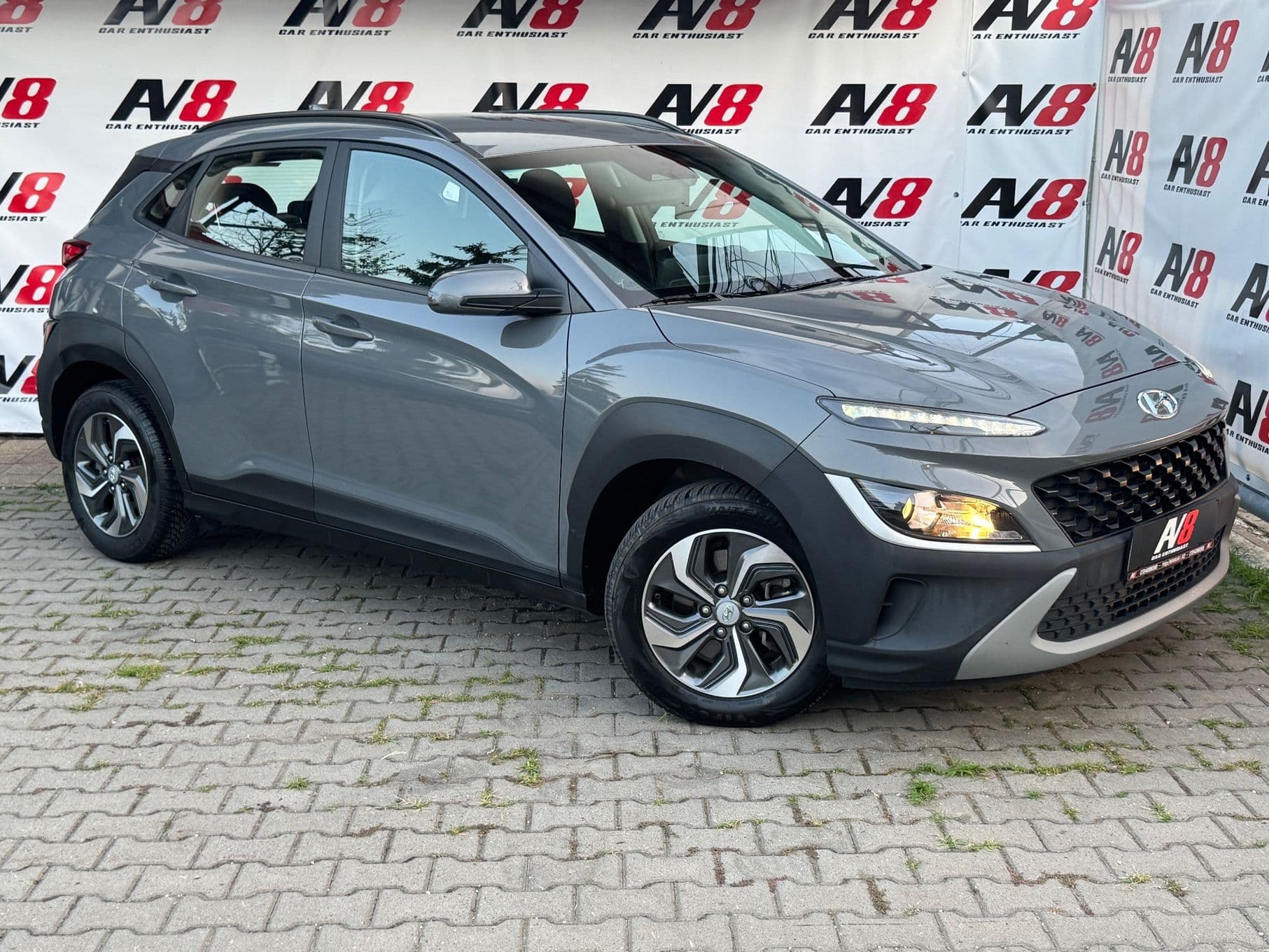 Hyundai KONA ver-1-6-gdi-dct-style